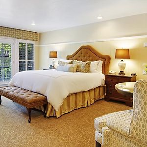 Wayside Inn